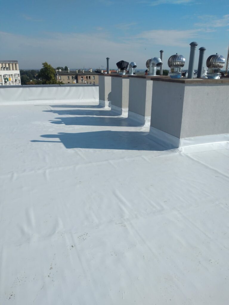 hydroizolacje dachów płaskich membrana pcv
